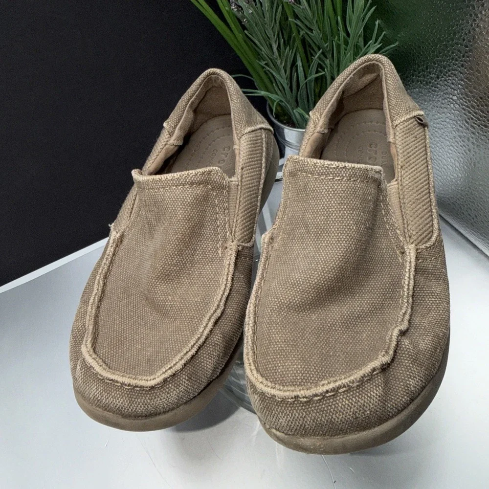 CROCS Child Size 13 Shoes SANTA CRUZ II Brown Canvas Slip-On Loafer Beige‎ Brown